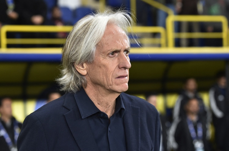 开云-5-2大胜！胜利主帅：我们有一名出色的前锋，不好的地方是丢了2球